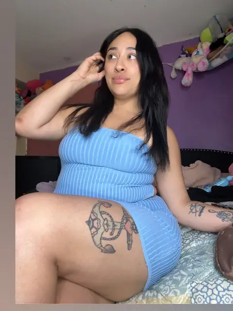 Zully OnlyFans profile