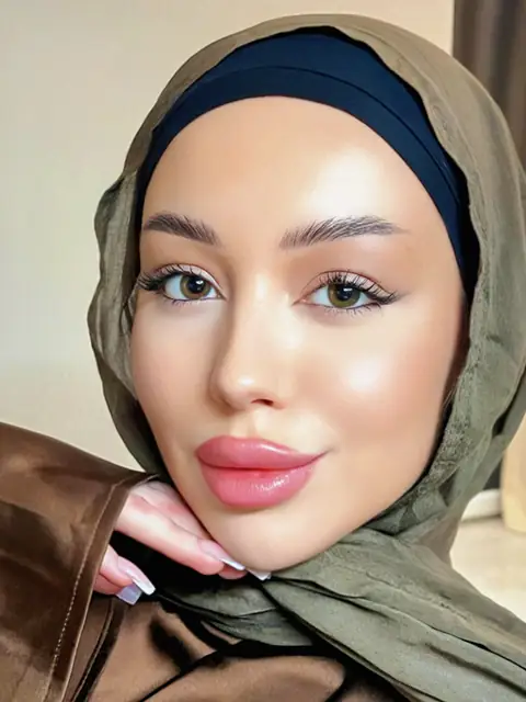 Inaya OnlyFans profile