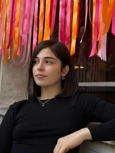 Violetta on OnlyFans