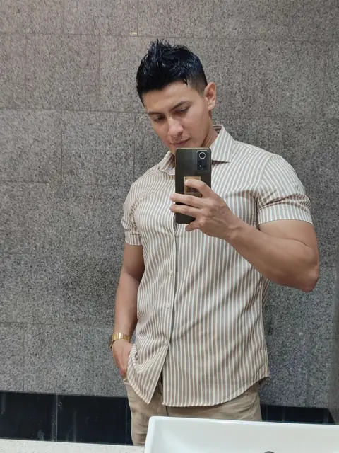 Enrique_Naughty on OnlyFans