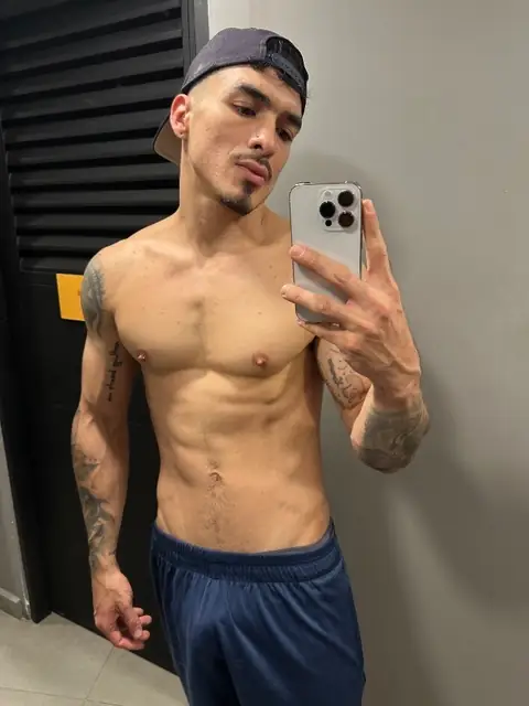 Jos Gonz lez OnlyFans profile