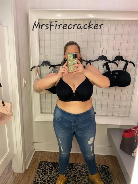 Mrs_Firecracker OnlyFans profile