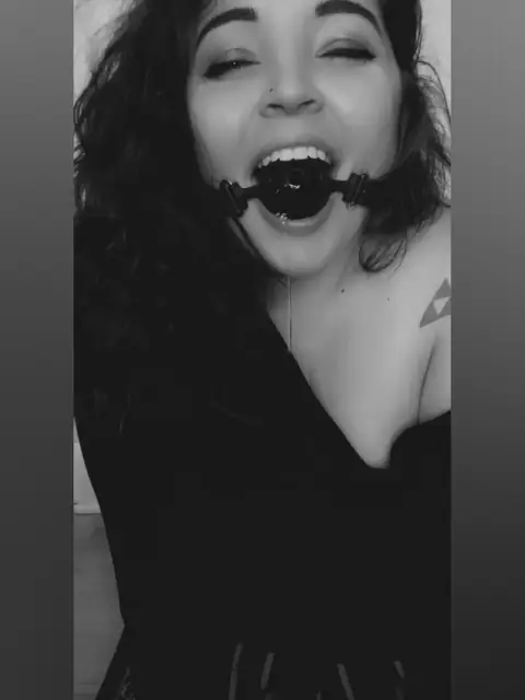 Miss Riss OnlyFans profile