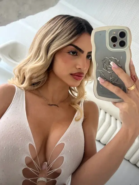 Eva Quiala on OnlyFans