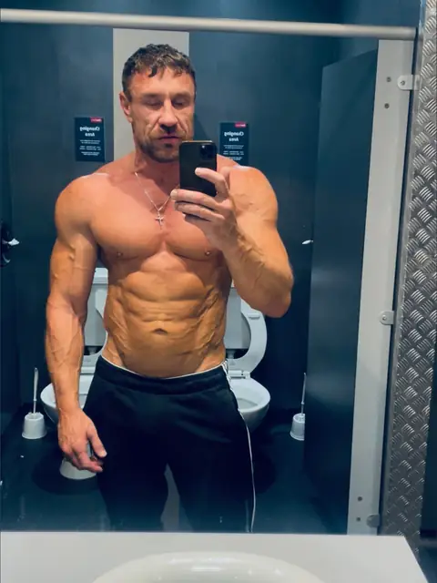 Lee Eagle on OnlyFans