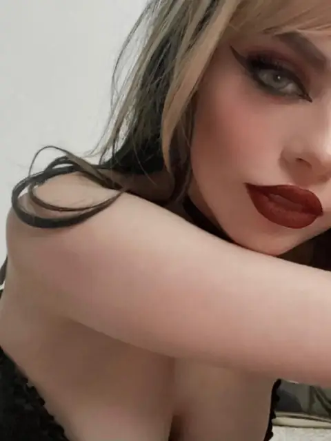 autumnvamp on OnlyFans