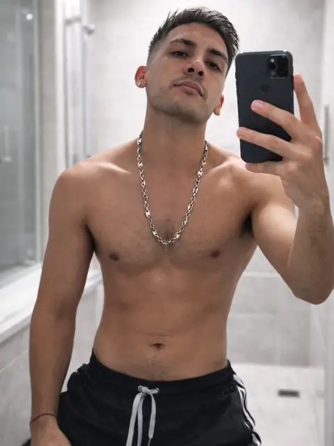 Alejandro Fern ndez on OnlyFans