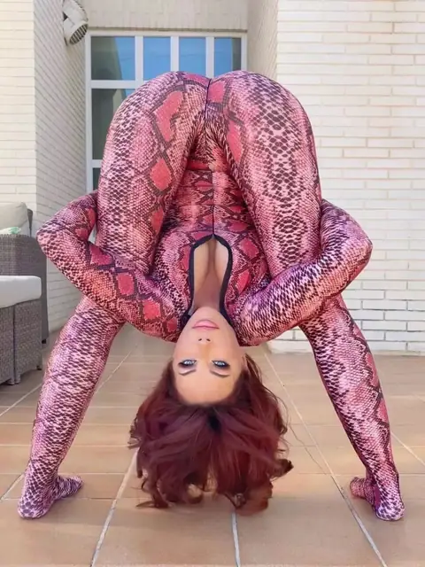Yaela Vonk on OnlyFans
