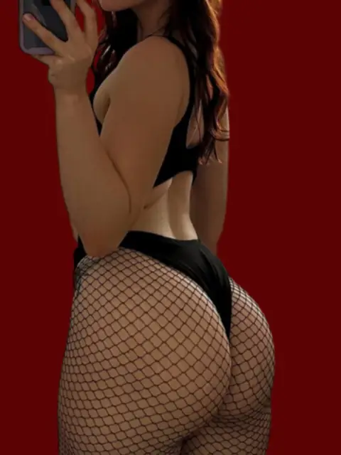 Little Red Nymph OnlyFans profile