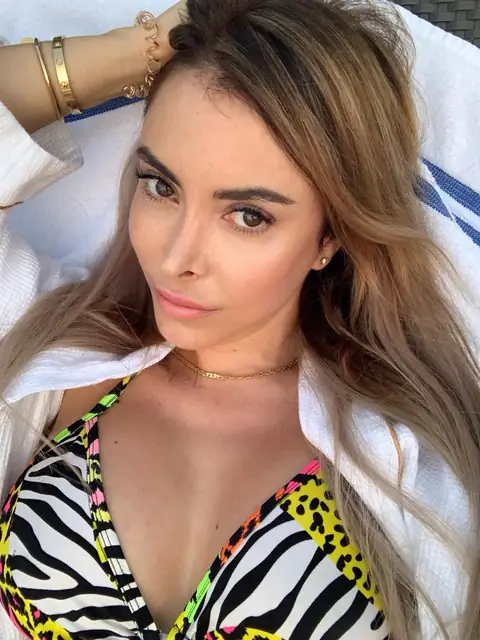 Dollci on OnlyFans
