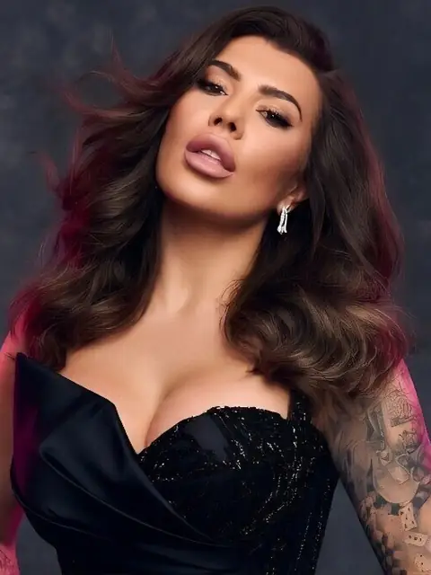 Lara on OnlyFans