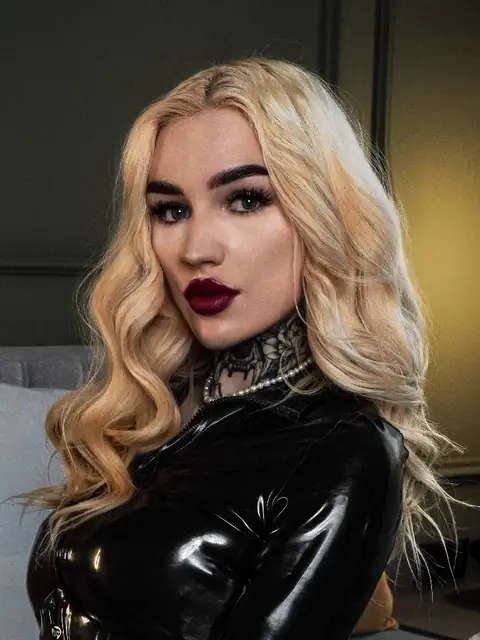 Goddess Narcissra FREE on OnlyFans