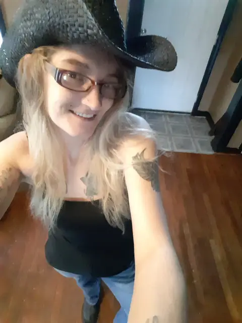 Ann OnlyFans profile