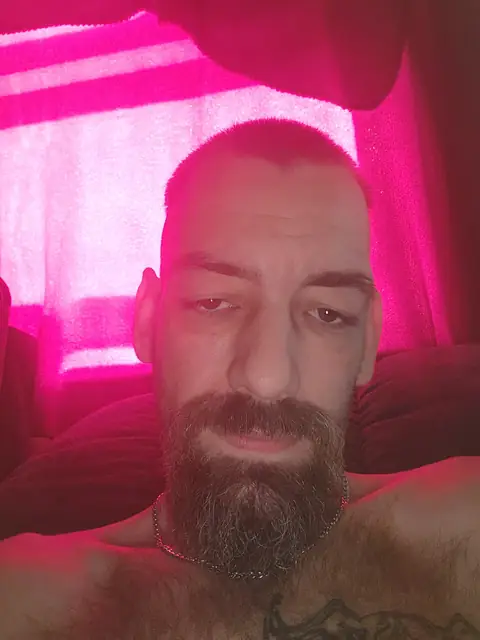 Chris Mills OnlyFans profile