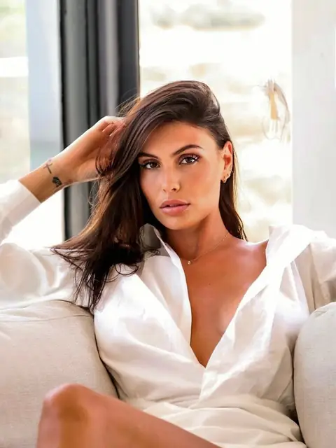 Natasha Nesci on OnlyFans
