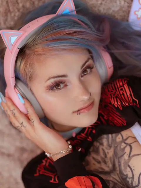Gloom Cosplay cutie OnlyFans profile