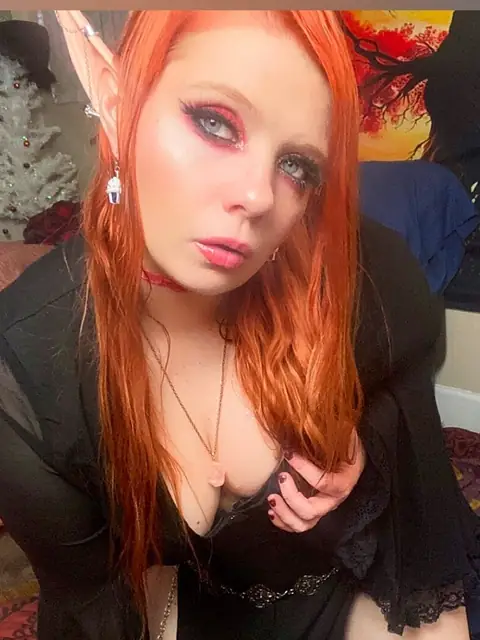ScarletteLittleOfficial on OnlyFans