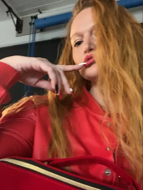 GingerQueen69 OnlyFans profile