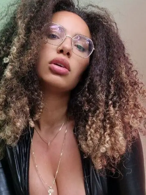MRS SOPHIE on OnlyFans