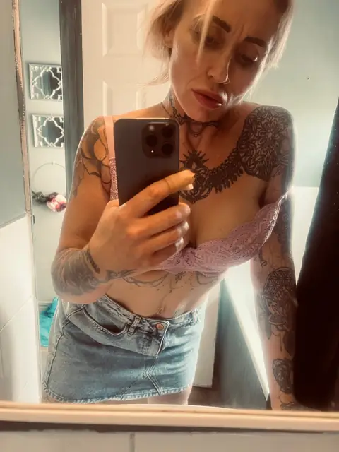 Inkedblondie on OnlyFans