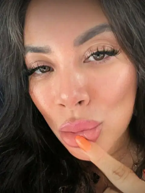 Jess HotMessTV VIP on OnlyFans