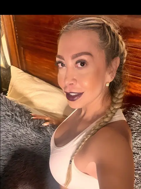 Evelyna's World on OnlyFans