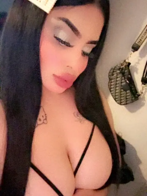 Celestebuchona OnlyFans profile