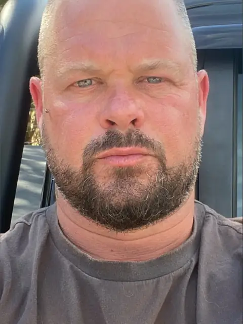Big Dick Tradie on OnlyFans