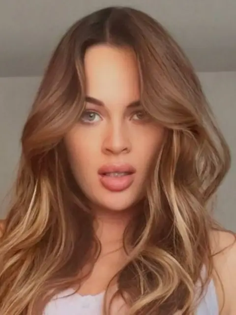 Julia Mared OnlyFans profile