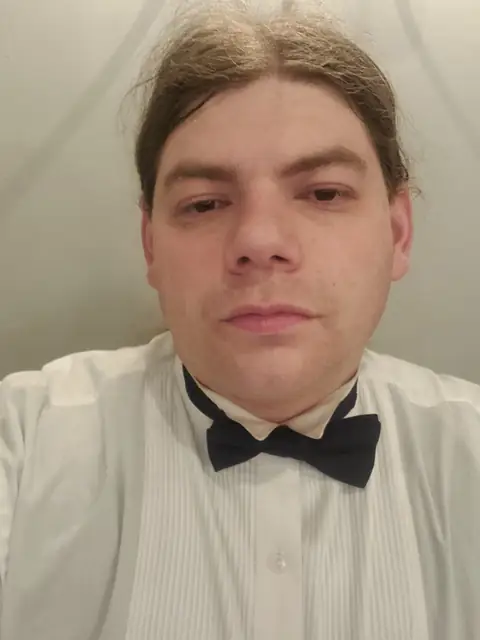 Whatshisface on OnlyFans
