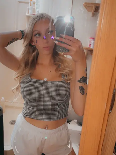 Elizabeth on OnlyFans