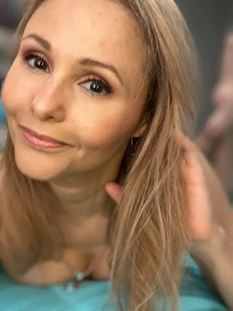 Liz LaPoint OnlyFans profile