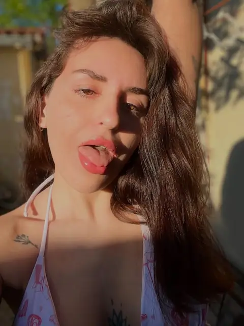 Nadia Sofia OF on OnlyFans