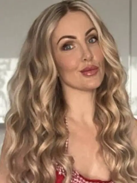 Georgie Lyall OnlyFans profile