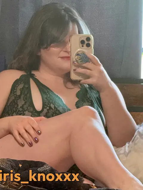 Iris_Knoxxx OnlyFans profile