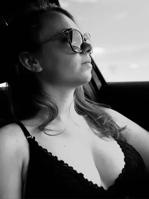 Viviliscious OnlyFans profile