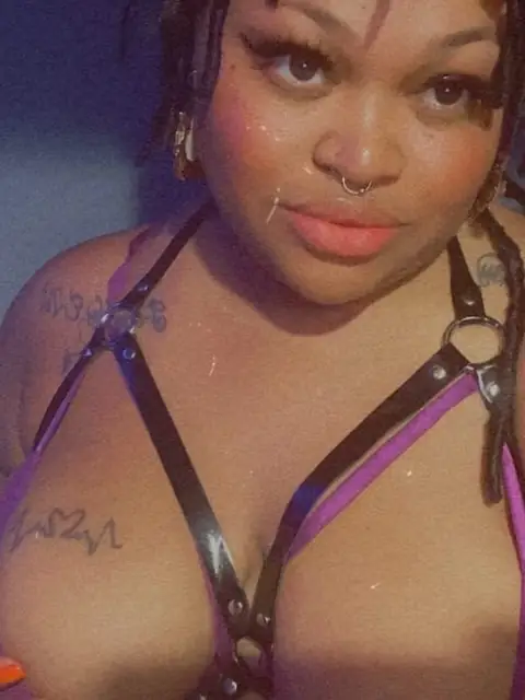 Mia the ThroatGoddessxx on OnlyFans