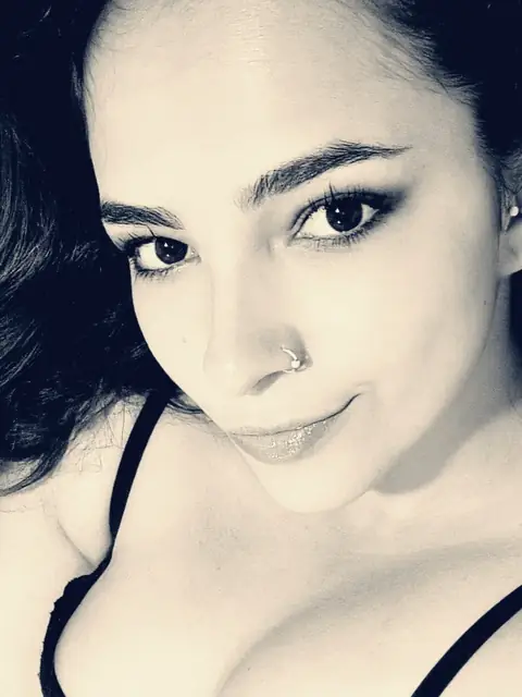 Kira Nahiak on OnlyFans