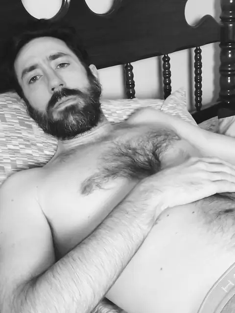 Epicurean masturbauteur on OnlyFans
