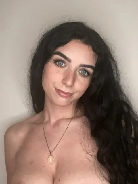 Belle on OnlyFans