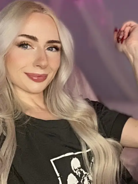 Christina Rose OnlyFans profile