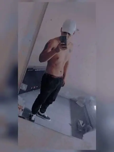 Mauricio Daniel on OnlyFans