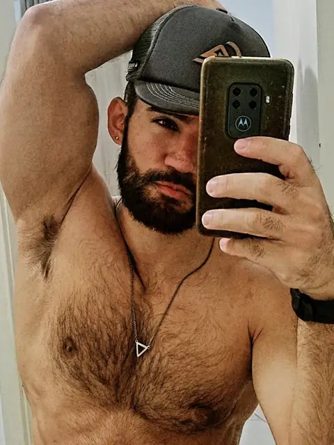Cesar Ferraz on OnlyFans