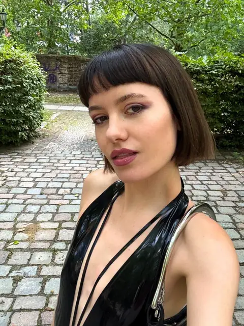 Alessia Tease OnlyFans profile