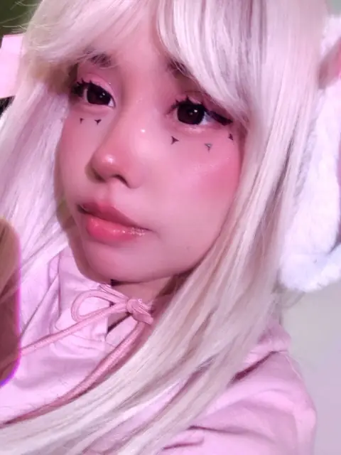 Piinkcat on OnlyFans