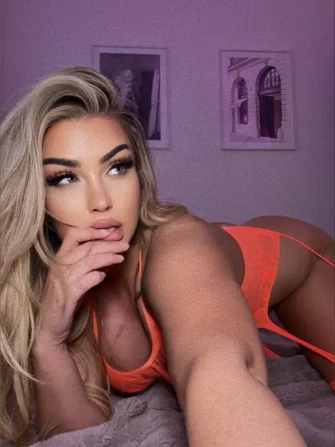 Aspen Reign on OnlyFans