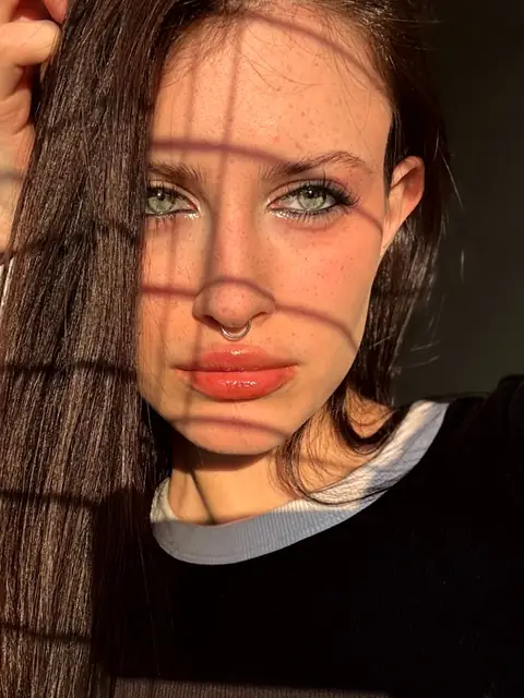 Luna VIP room on OnlyFans