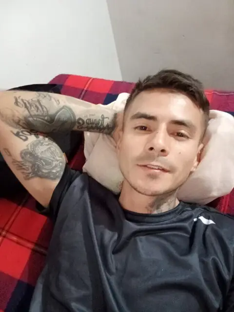 Carlos Andr s Aparicio Garc a on OnlyFans