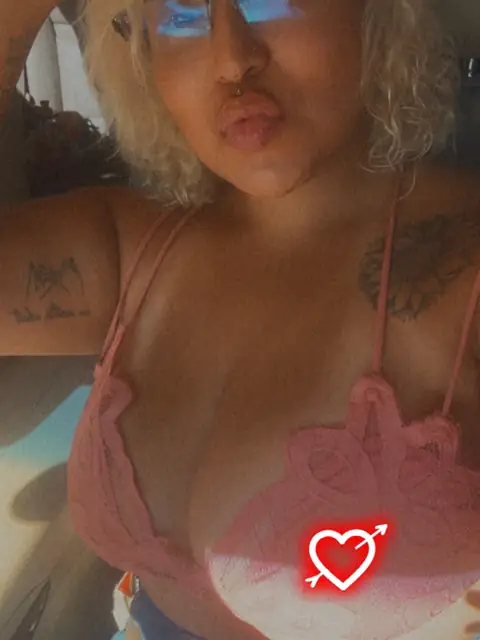 Juiiccy on OnlyFans