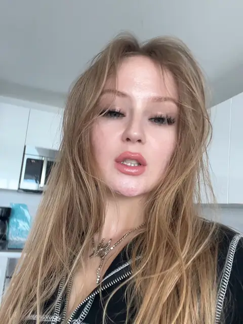 Natalia Queen TOP 0.1% OnlyFans profile